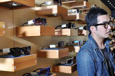 開香蕉成人APP免费看片店需要什麽手續