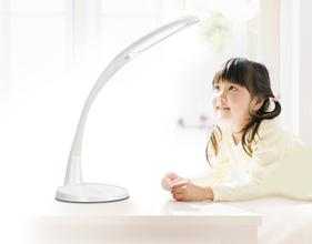 用電腦時要戴淺度數香蕉成人APP免费看片嗎？